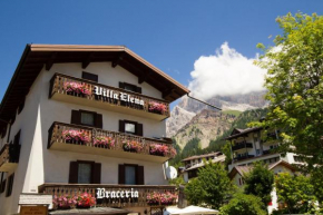  Villa Elena B&B Hotel  Сан-Мартино-Ди-Кастроцца